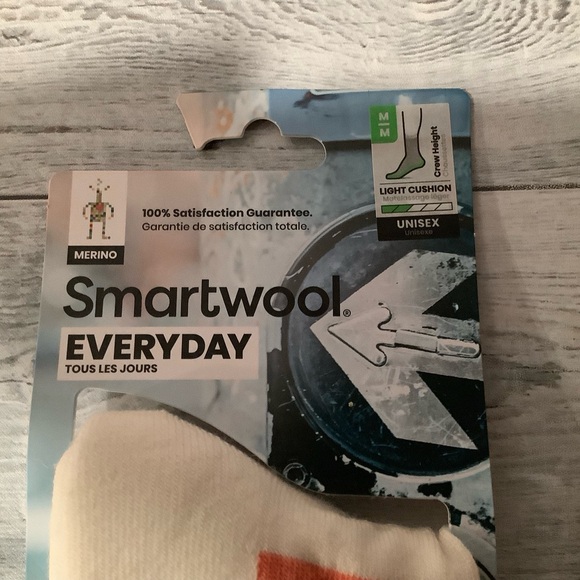 SmartWool Unisex Everyday Light Cushion Blocked Stripe Socks - Merino Wo… - Picture 3 of 5